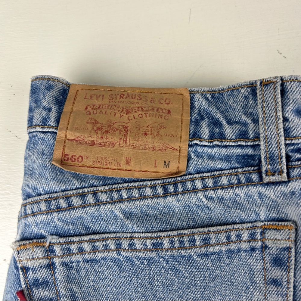 VTG Levis Jeans Womens 11 X 28 Blue 560 Relaxed Straight Leg 90s High Rise Denim - Picture 4 of 8